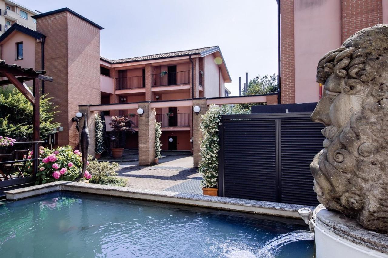 Excel Hotel Naviglio - Ca'Bianca Milan Exterior photo
